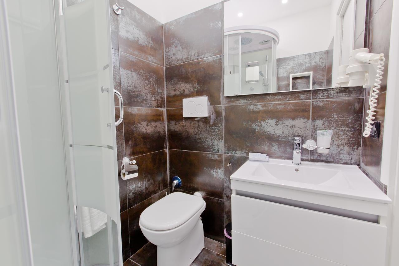 New House Bed & Breakfast Rom